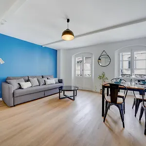 Netflix Nespresso Wifi Apartment