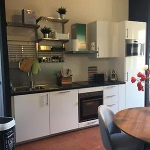 Le Mondrian Atypique Intra-muros Apartment
