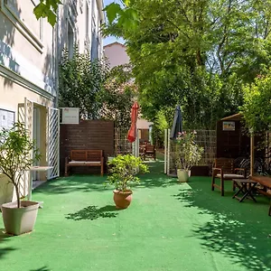 Apart-hotel Les Cordeliers, Avinhão